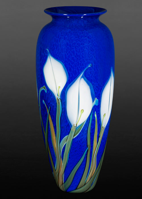 White Lily on Blue Vase – Satava Art Glass